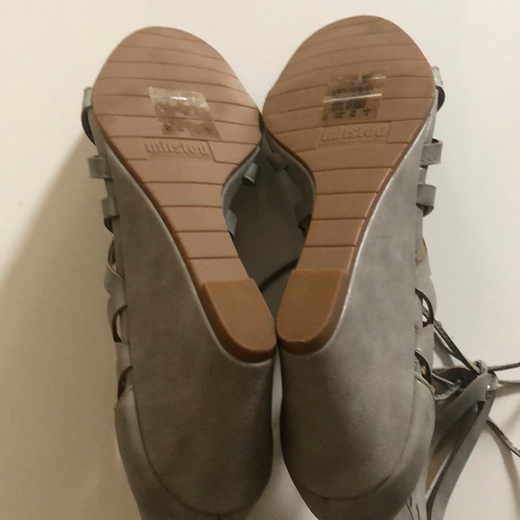Grey wedges with laces size 8.5 - Picture 5 of 5